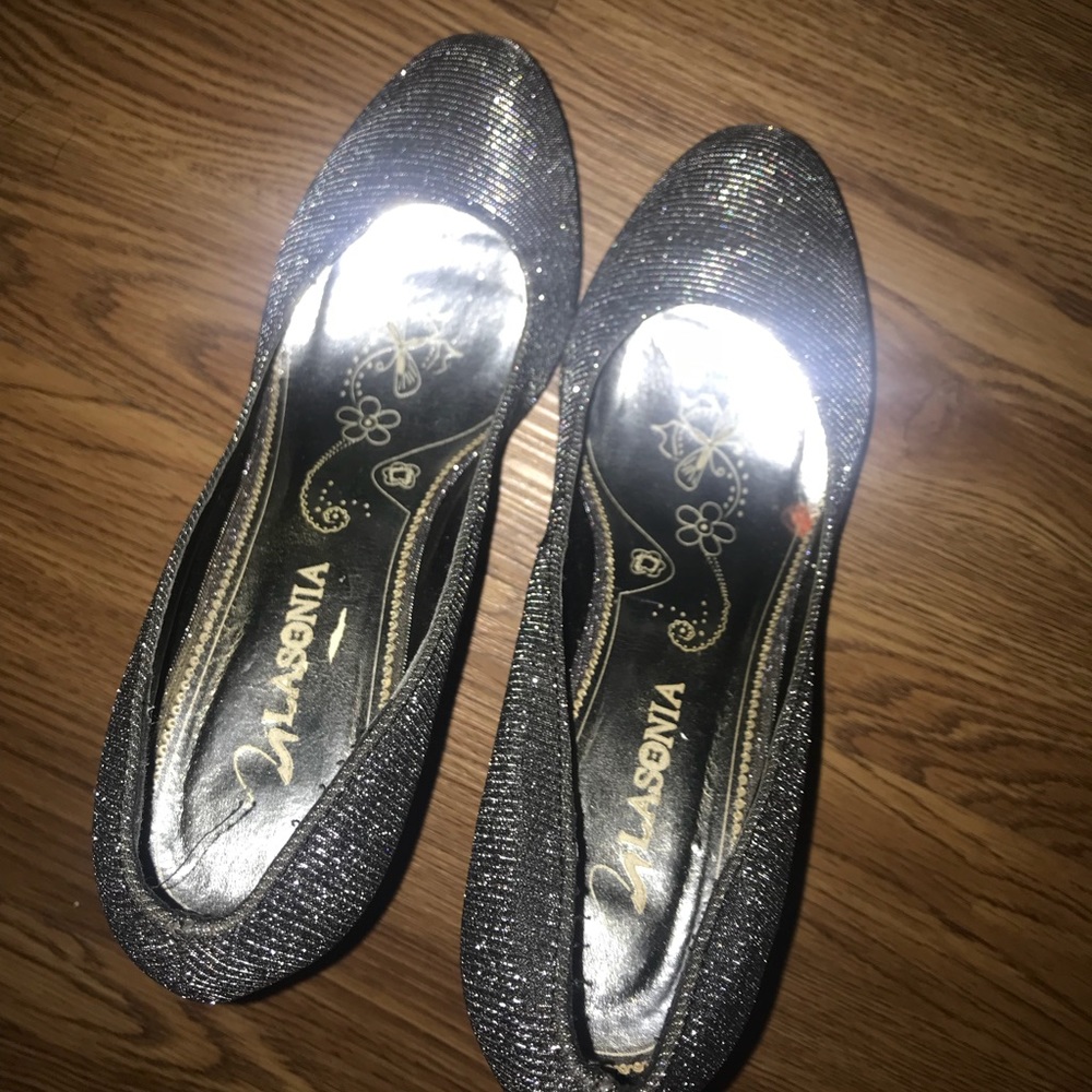 Sparkle Heel - Picture 3 of 3